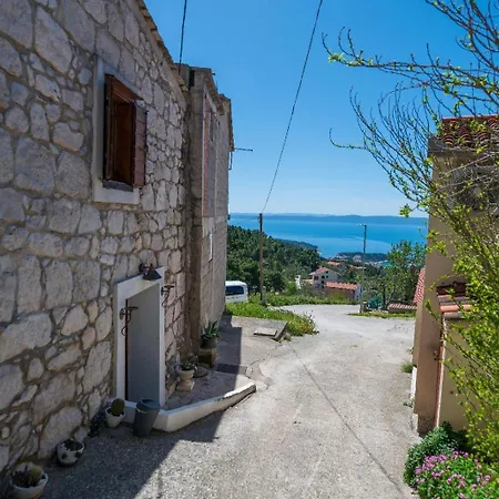 Lidija Holiday home Makarska