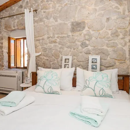 Lidija * Makarska